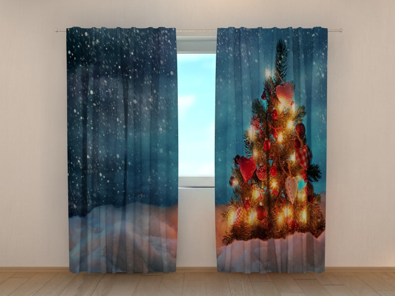 Foto Tende Albero di Natale nella Neve