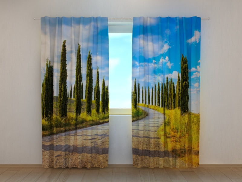 Foto Tende Cipressi in Toscana