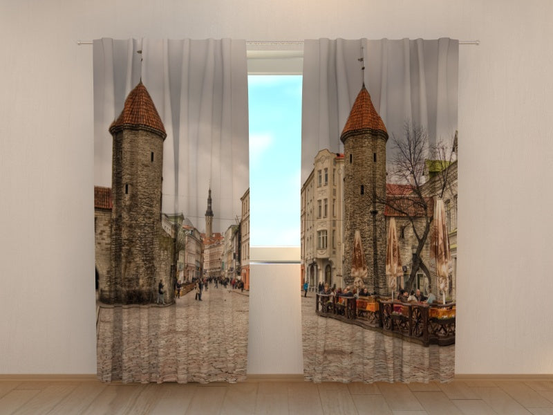 Foto Tende CittC  Vecchia di Tallinn