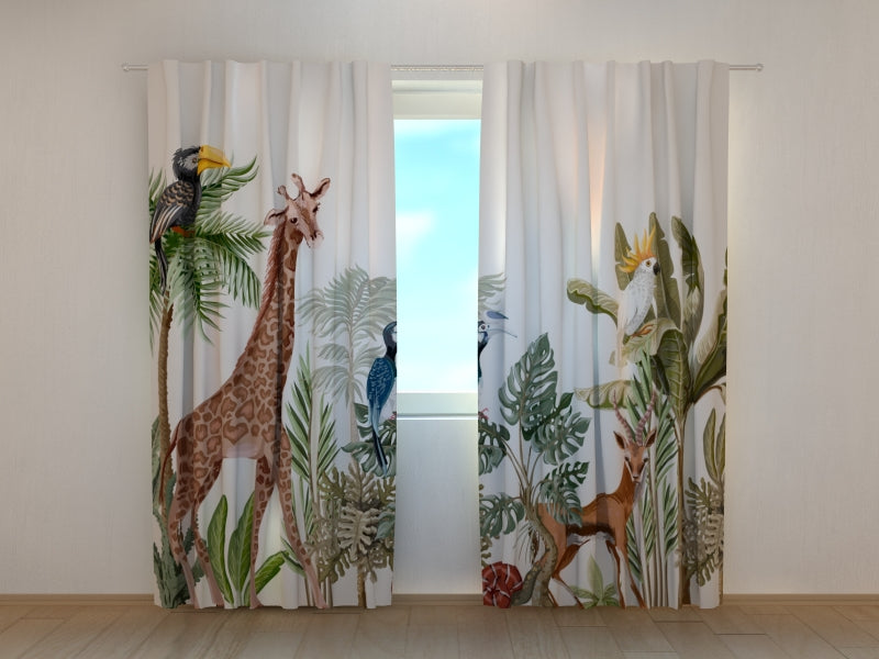 Foto Tende Alberi Tropicali e Animali della Giungla