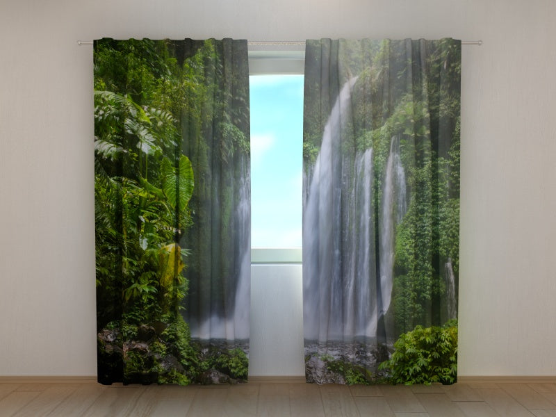 Foto Tende Cascata in Indonesia