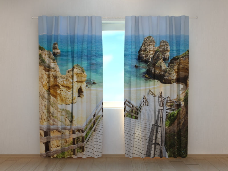 Foto Tende Scalinata In Legno Sulla Bellissima Spiaggia D'Algarve